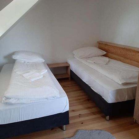 Noclegi Drewniana Chalupa Kobyla Góra Esterno foto
